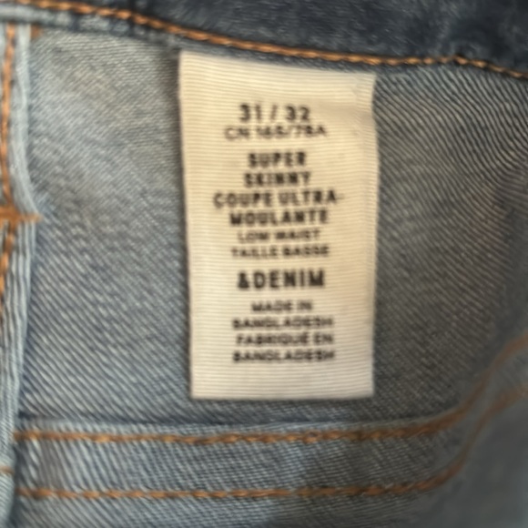 & Denim Super Skinny Medium Wash Jeans - Picture 5 of 5